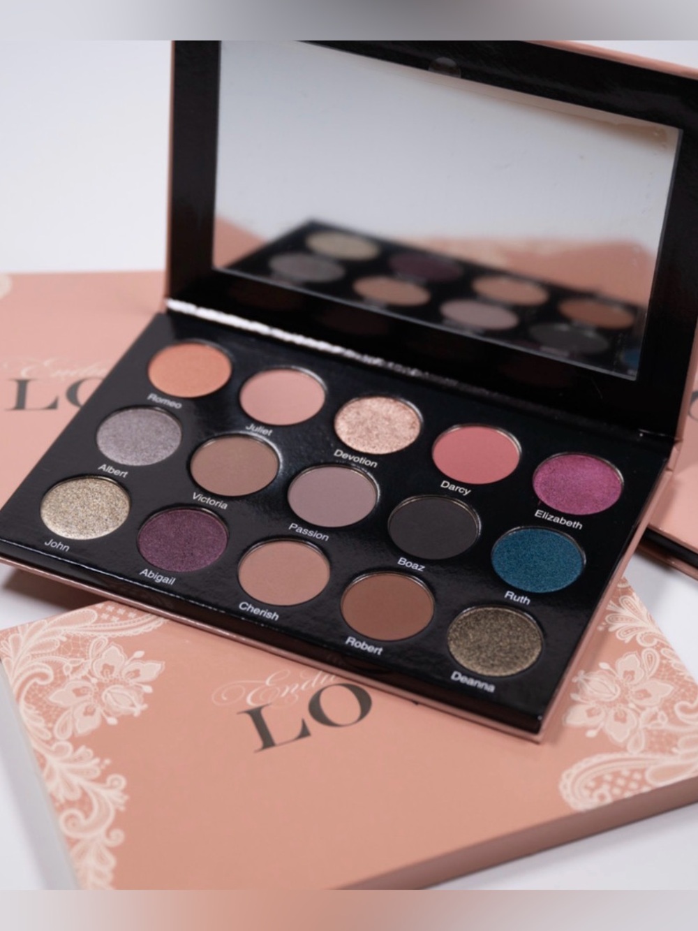 New Sydney Grace Enduring Love Eyeshadow Palette (Deep Version)